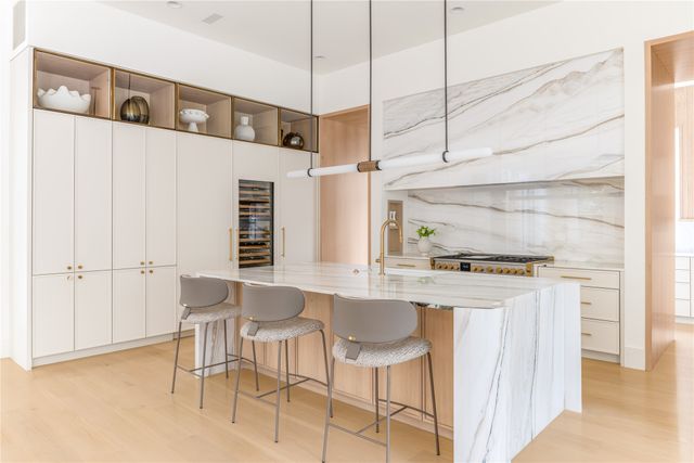 9102 Bluff Hollow Court, Dallas, TX 75220