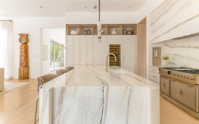 9102 Bluff Hollow Court, Dallas, TX 75220