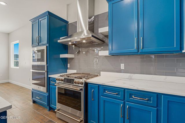 972 PELLEGRINO Avenue, El Paso, TX 79932