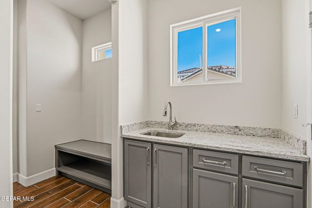 972 PELLEGRINO Avenue, El Paso, TX 79932