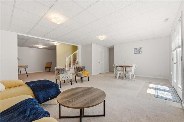 105 E DEER Lane, Plattsmouth, NE 68048