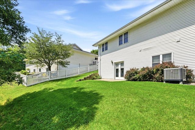 105 E DEER Lane, Plattsmouth, NE 68048
