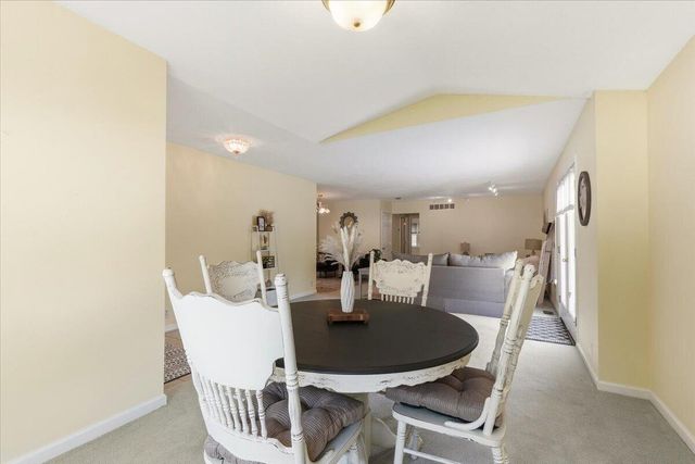 105 E DEER Lane, Plattsmouth, NE 68048