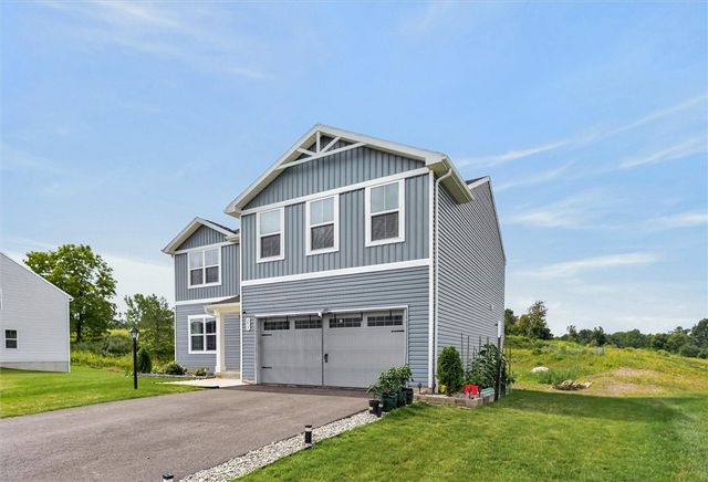 273 Nevins Road, Henrietta, NY 14467