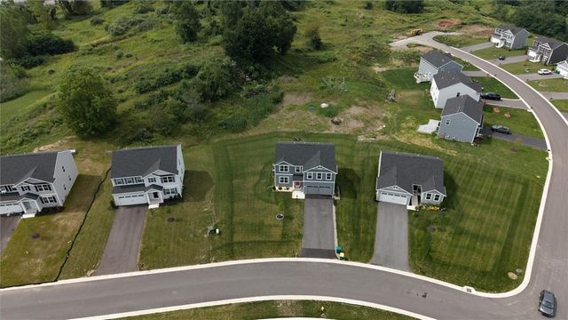 273 Nevins Road, Henrietta, NY 14467