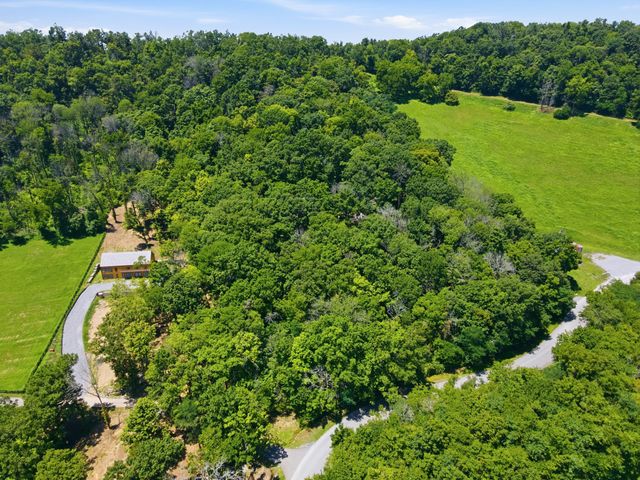 2261 Skinner Rd, Nolensville, TN 37135