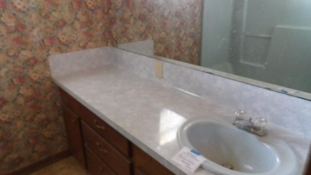 8779 TX HWY 11, Hughes Springs, TX 75656