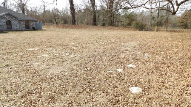 8779 TX HWY 11, Hughes Springs, TX 75656