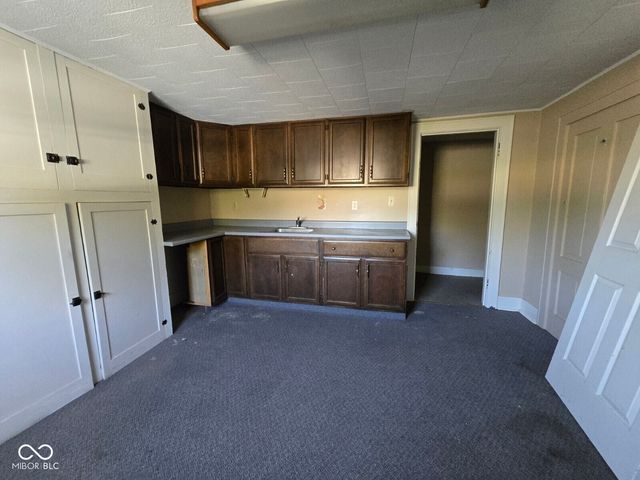 216 W High Street, Rockville, IN 47872