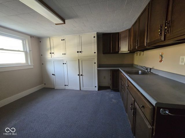 216 W High Street, Rockville, IN 47872