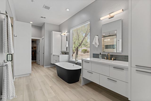 5869 E HEDGEHOG Place, Scottsdale, AZ 85266