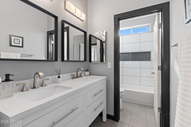 5869 E HEDGEHOG Place, Scottsdale, AZ 85266