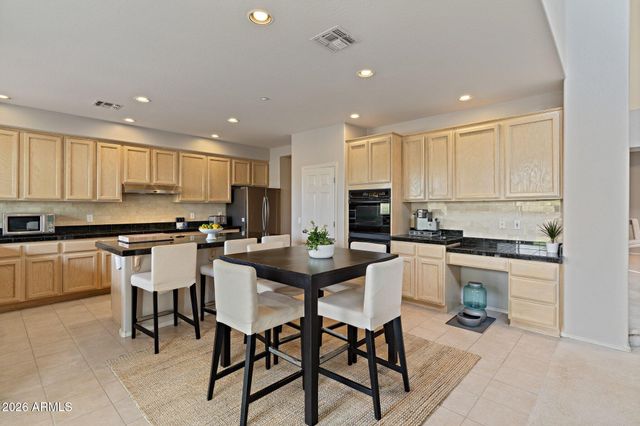 5869 E HEDGEHOG Place, Scottsdale, AZ 85266