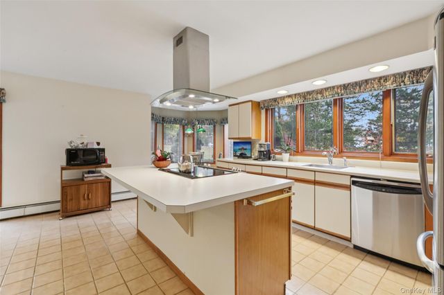 1280 State Route 208, Monroe, NY 10950