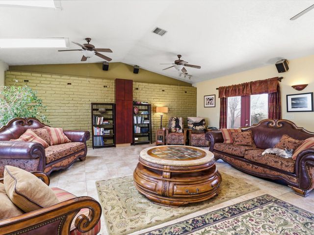 07 Wildwood Lane, Peralta, NM 87042