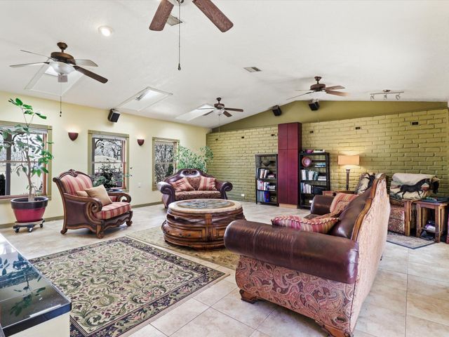 07 Wildwood Lane, Peralta, NM 87042