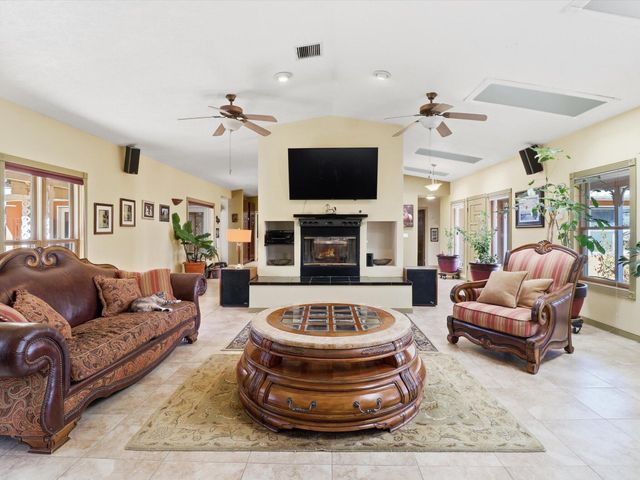 07 Wildwood Lane, Peralta, NM 87042