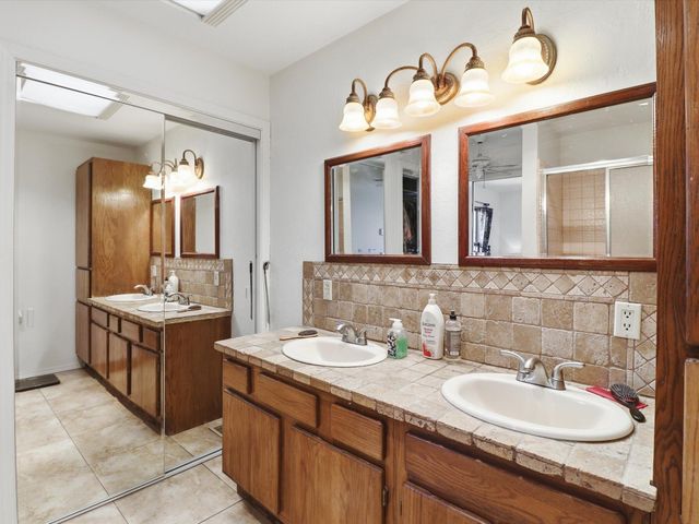 07 Wildwood Lane, Peralta, NM 87042