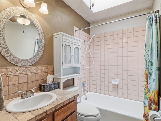 07 Wildwood Lane, Peralta, NM 87042