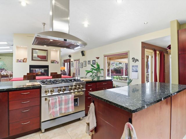 07 Wildwood Lane, Peralta, NM 87042