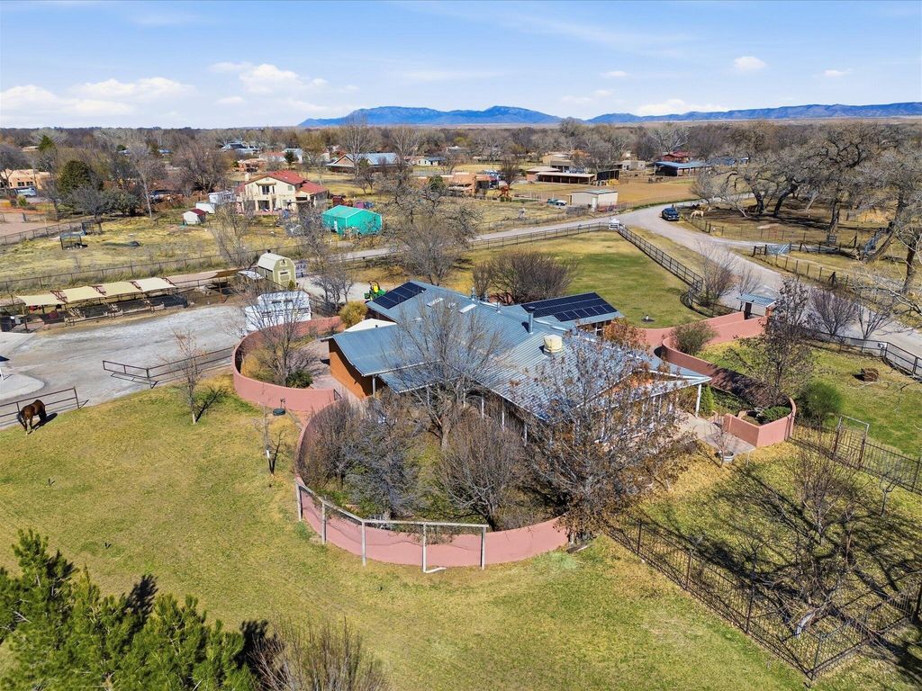 Image 59 of property listing at 07 Wildwood Lane, Peralta, NM 87042