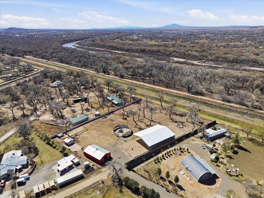 Image 62 of property listing at 07 Wildwood Lane, Peralta, NM 87042