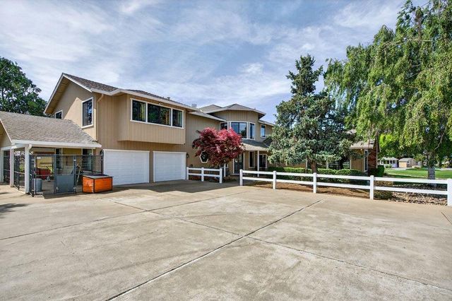 3465 Susie Lane, Gilroy, CA 95020