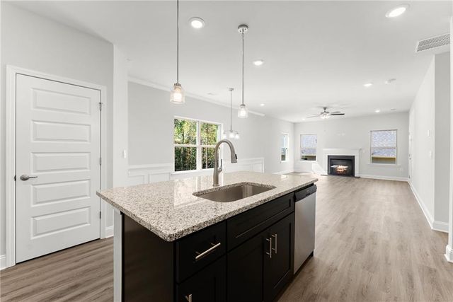 285 Magnolia Villas Drive, Cornelia, GA 30531