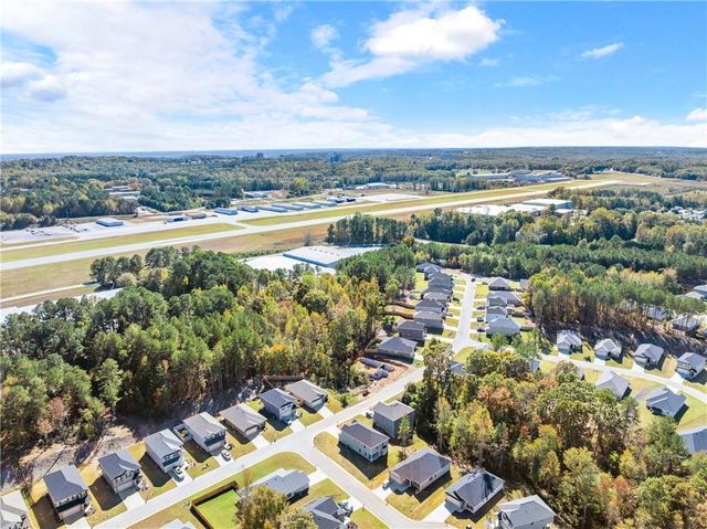 285 Magnolia Villas Drive, Cornelia, GA 30531