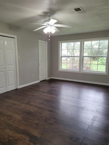 822 Retama Street, La Marque, TX 77568