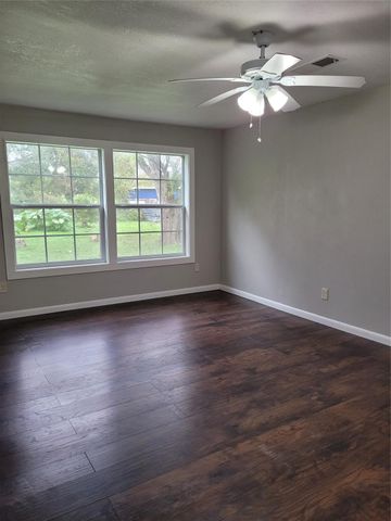 822 Retama Street, La Marque, TX 77568
