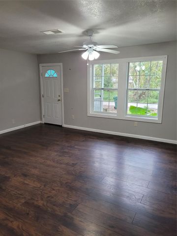 822 Retama Street, La Marque, TX 77568