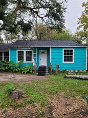 822 Retama Street, La Marque, TX 77568