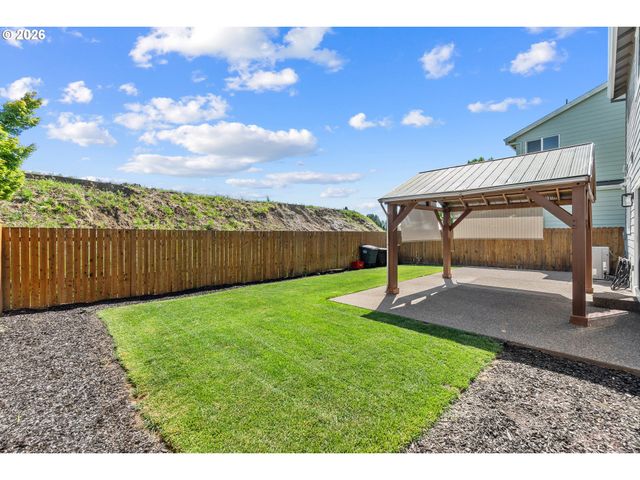4524 Se OAKHURST St, Hillsboro, OR 97123
