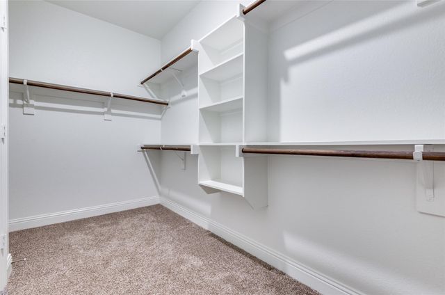 3205 Platinum Road, Aubrey, TX 76227