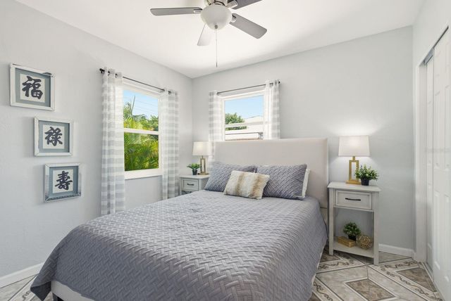 1111 61ST AVENUE N, St Petersburg, FL 33703