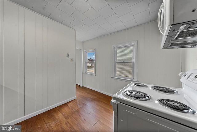 1910 DUTTON MILL RD, Aston, PA 19014