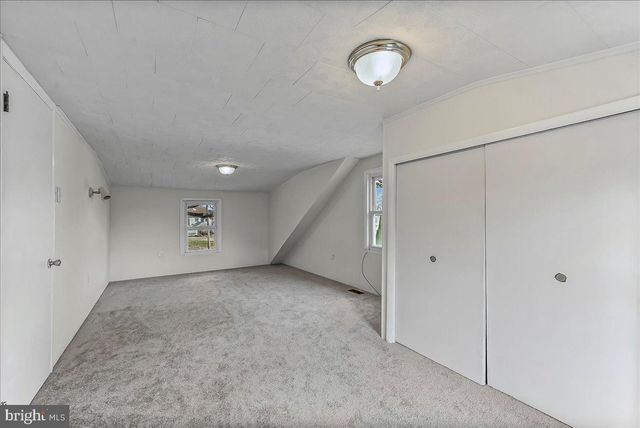 1910 DUTTON MILL RD, Aston, PA 19014