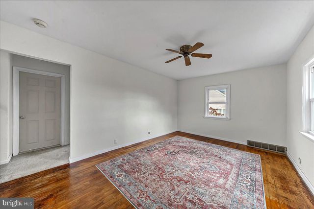 1910 DUTTON MILL RD, Aston, PA 19014