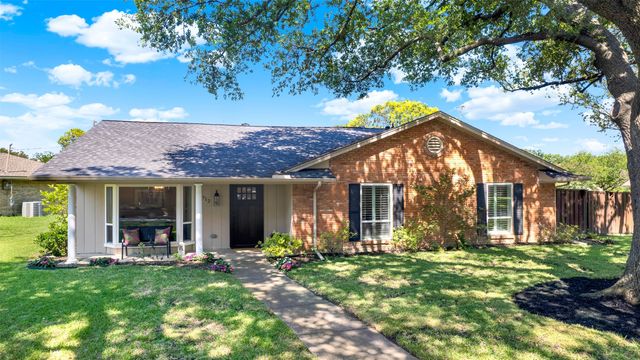 2712 Forest Grove Drive, Richardson, TX 75080