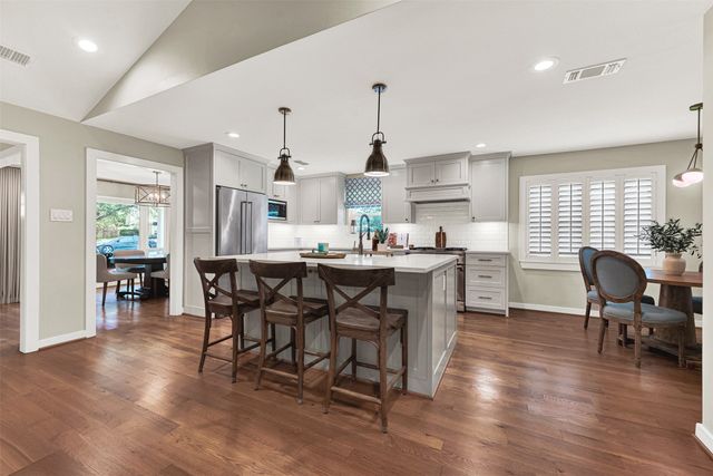2712 Forest Grove Drive, Richardson, TX 75080