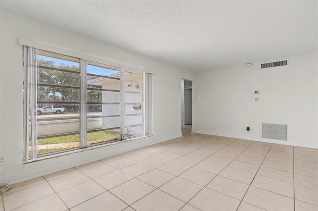 6821-6825 NW 11th Place 6825, Plantation, FL 33313