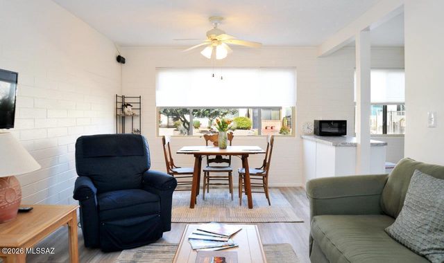 8050 E Broadway Boulevard D105, Tucson, AZ 85710