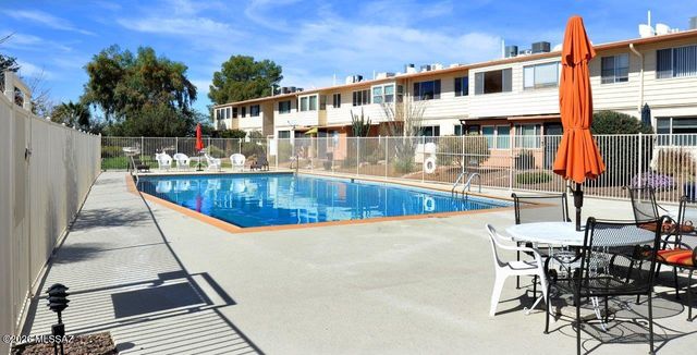 8050 E Broadway Boulevard D105, Tucson, AZ 85710