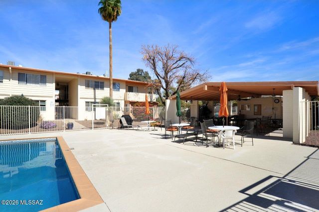 8050 E Broadway Boulevard D105, Tucson, AZ 85710