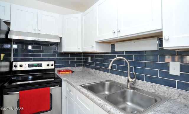 8050 E Broadway Boulevard D105, Tucson, AZ 85710