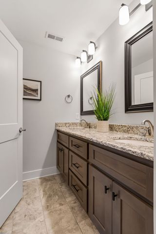 1208 Cascadeway Dr, Murfreesboro, TN 37129