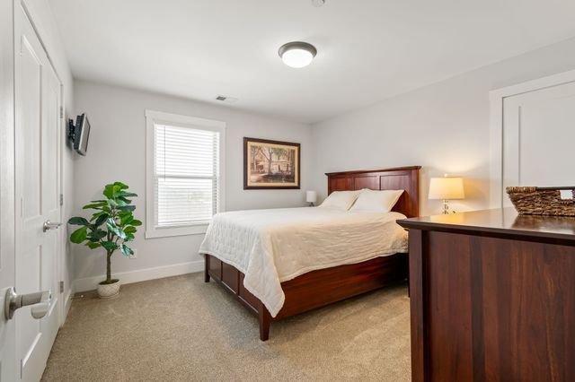 1208 Cascadeway Dr, Murfreesboro, TN 37129