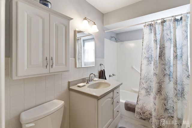 219 Julius Street, Iselin, NJ 08830