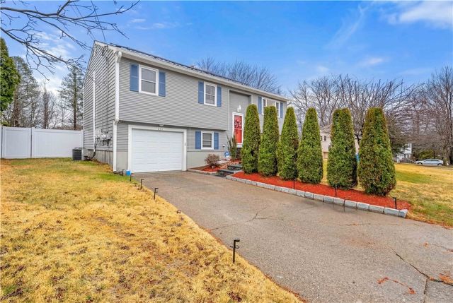 264 Locust Glen Drive, Cranston, RI 02921